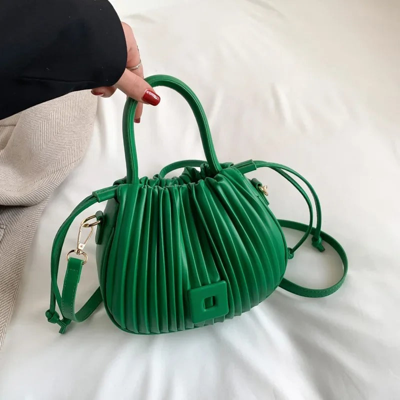 Barbara | Ribbed Spacious Purse