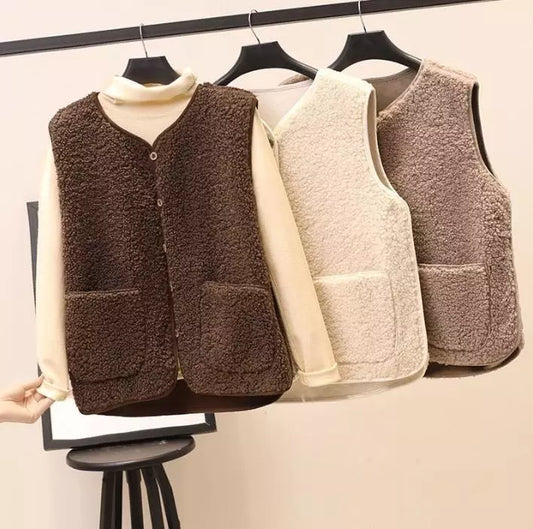 Dion | Elegant Sleeveless Teddy Cardigan