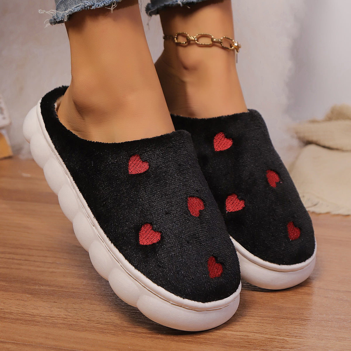 Warm Comfortable Heart slippers