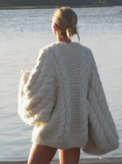 Sera | Elegant Oversized Knitted Women's Sweater